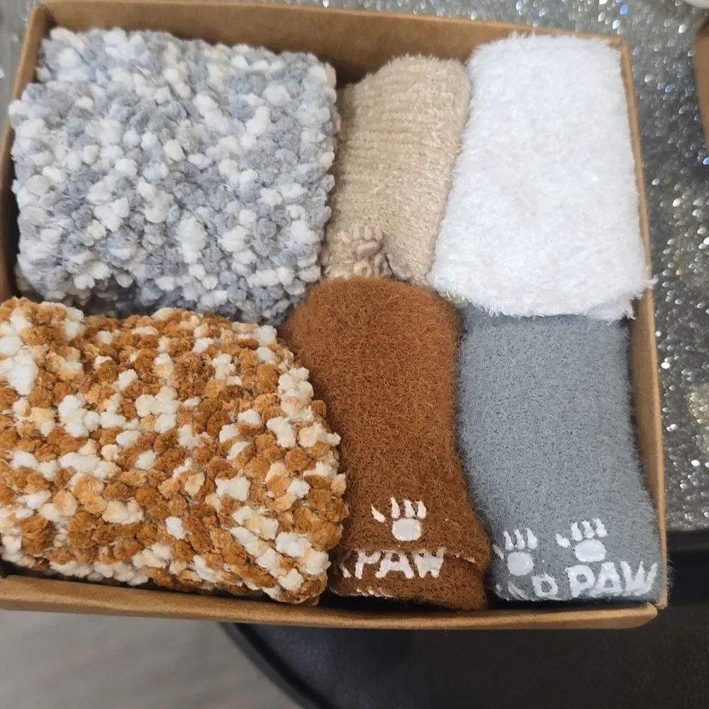 BearPaw‎ 6-PK Infant Cozy Socks w/Grippers